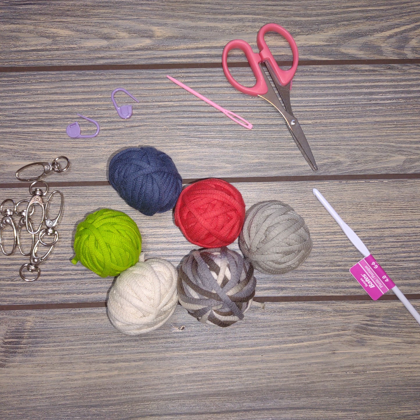 Diy crochet lip balm holder kit