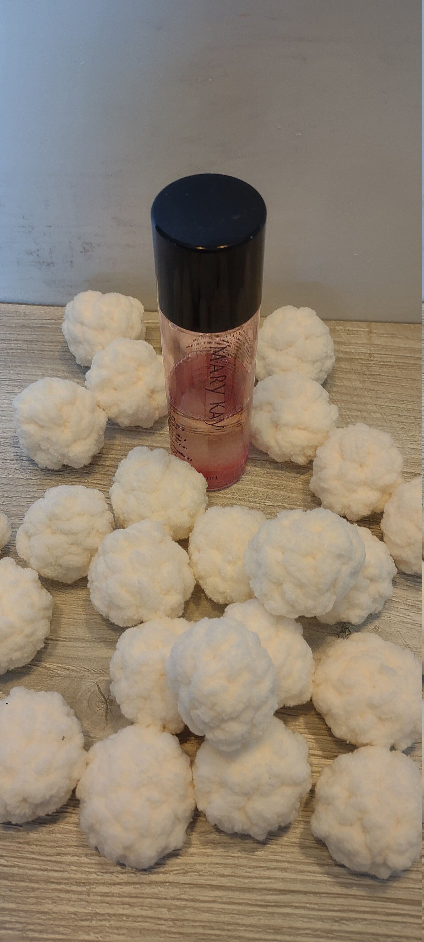 Reusable faux cotton balls, sustainable faux cotton rounds, spa faux cotton balls, make-up removal balls